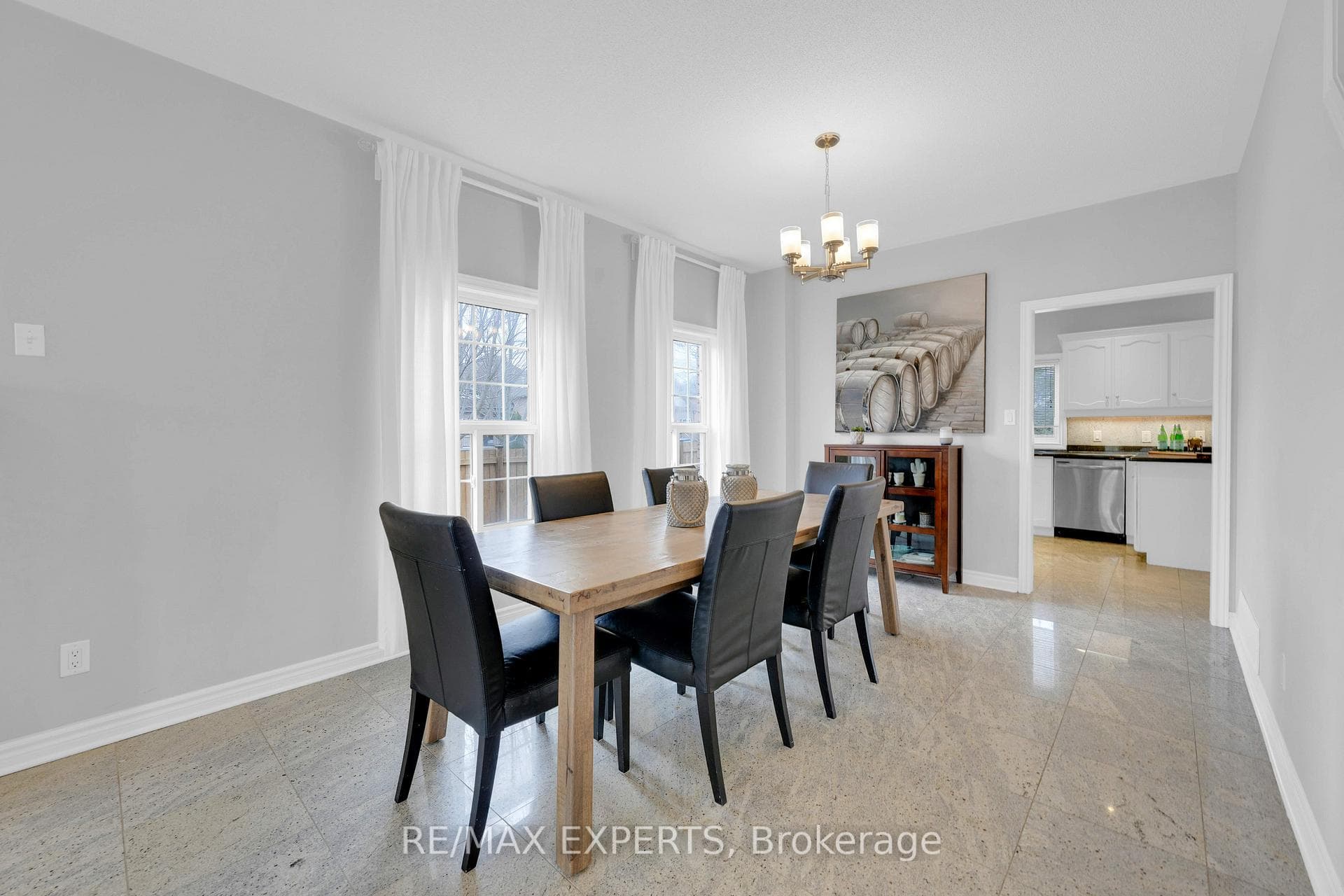 107 Bayview Avenue photo 6