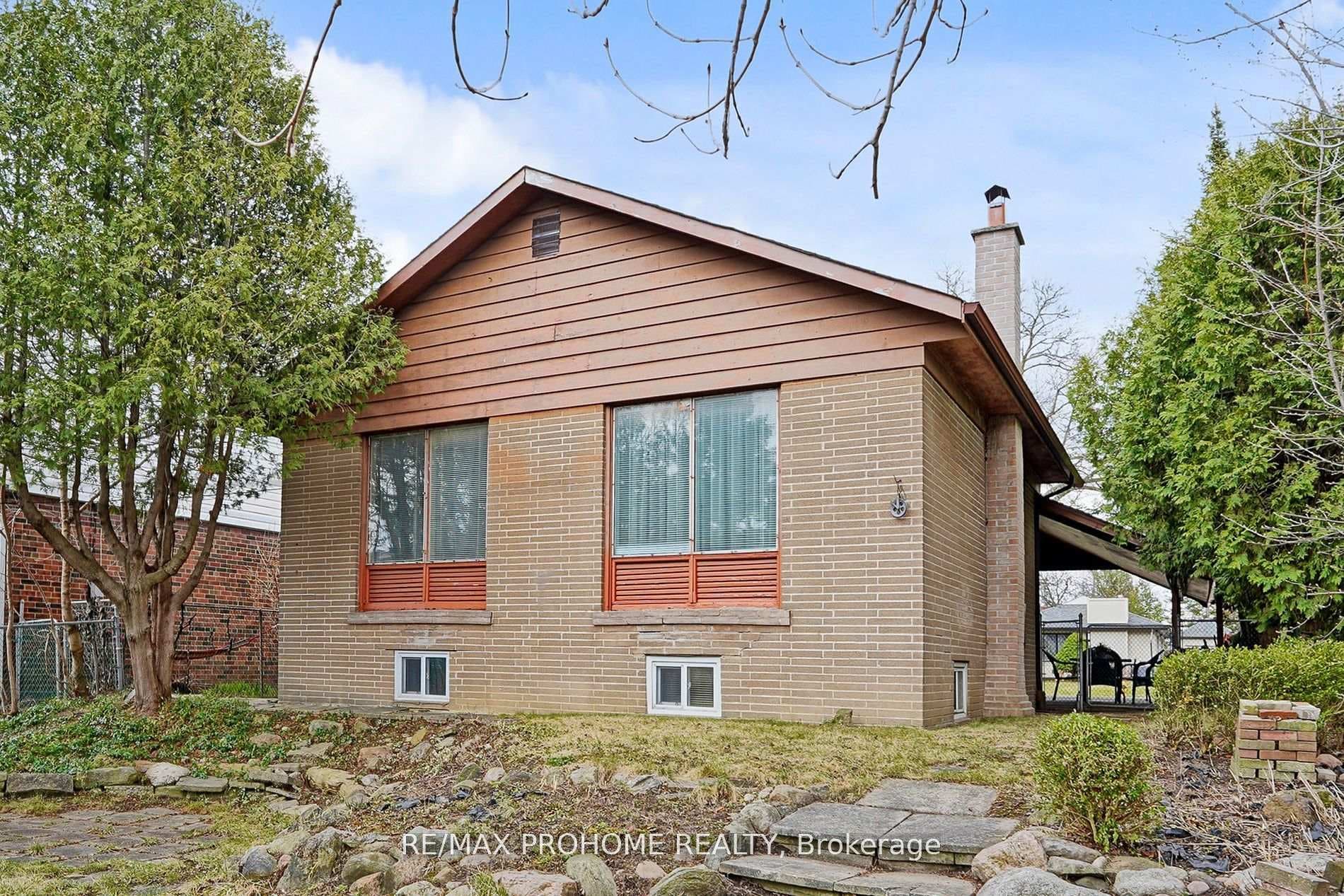 17 Oakworth Crescent photo 36