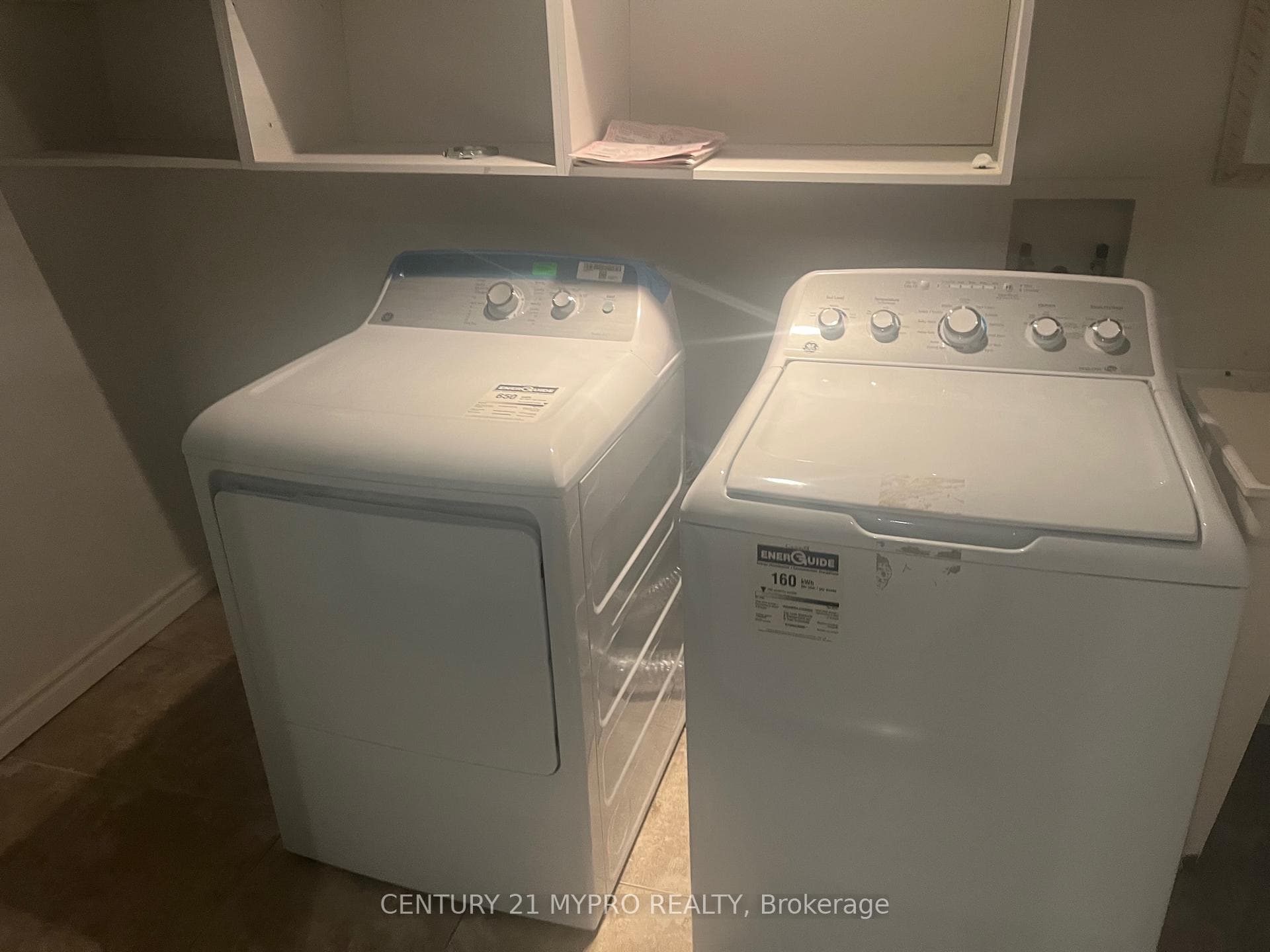 10228 Victoria Square Boulevard photo 8