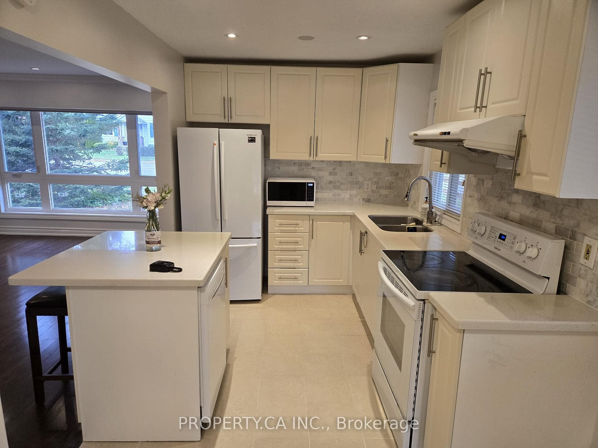 298 Penn Avenue Unit Upper photo 5