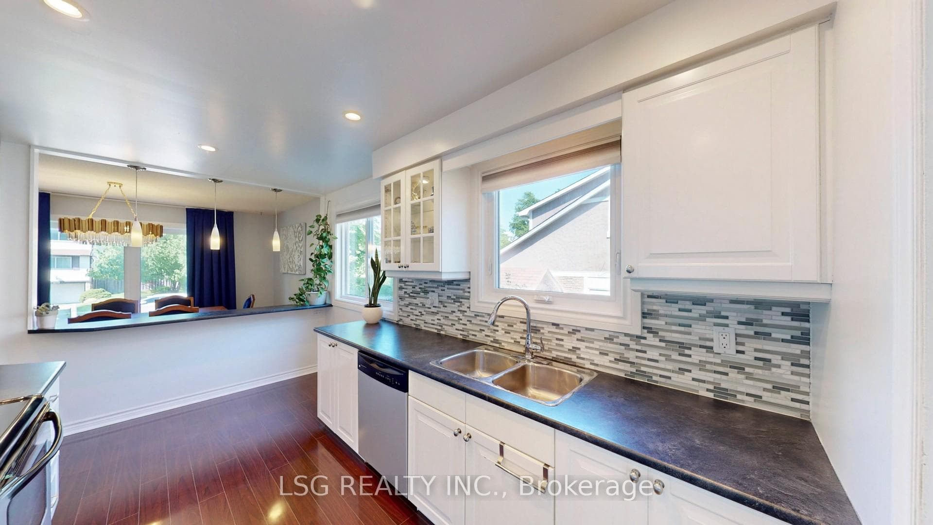 2632 Canberra Road photo 13