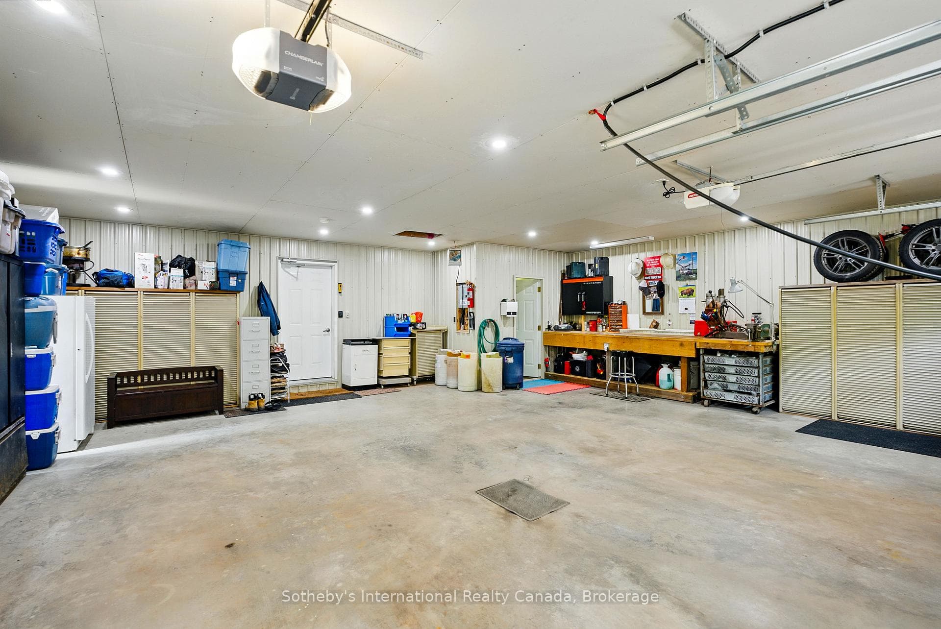 276 Jeffrey Road photo 35