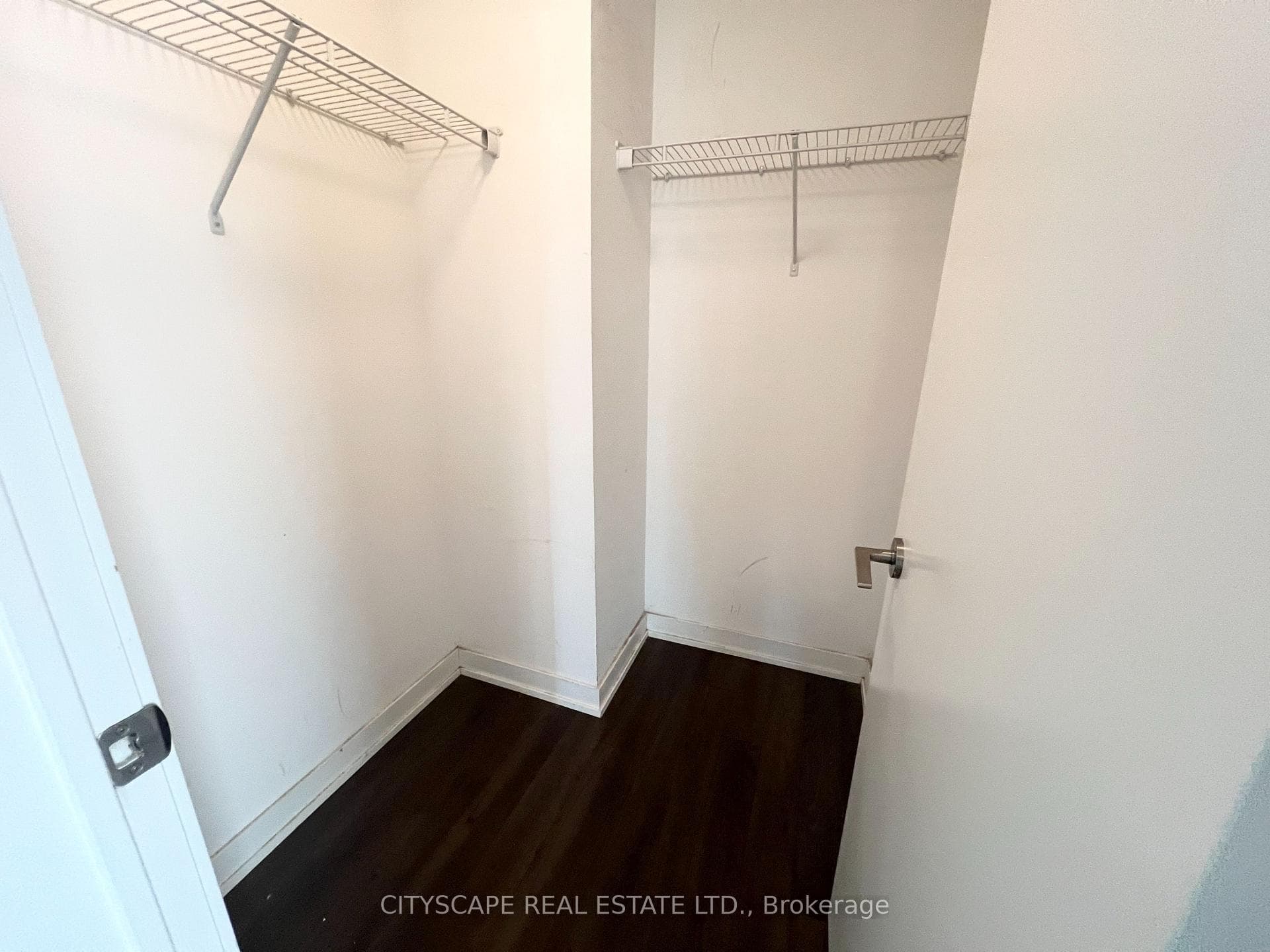 10 Park Lawn Road Unit 1402 photo 6