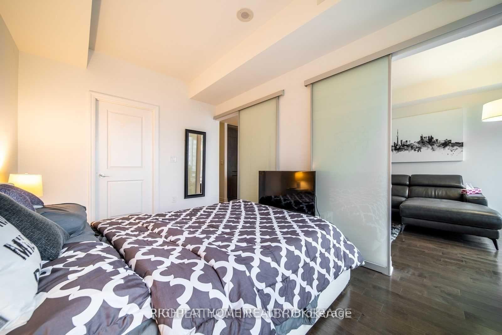 8 The Esplanade Street Unit 3203 photo 10