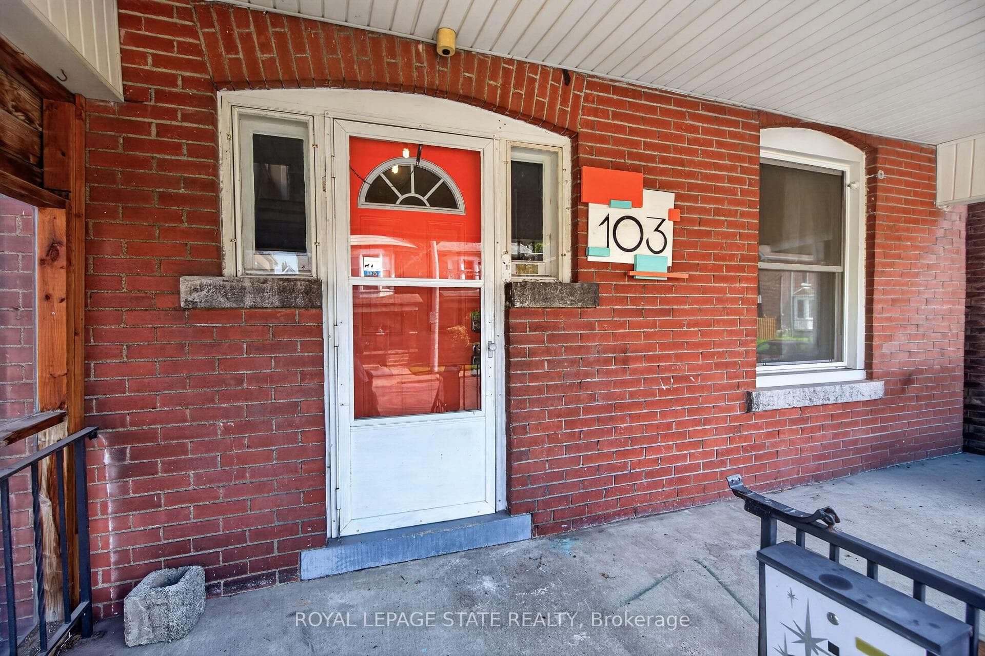103 Rosemont Avenue photo 4