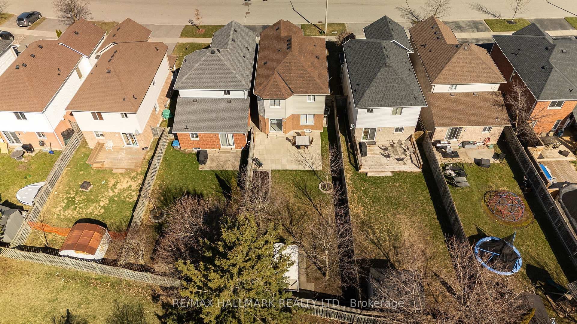41 Guildwood Drive photo 48