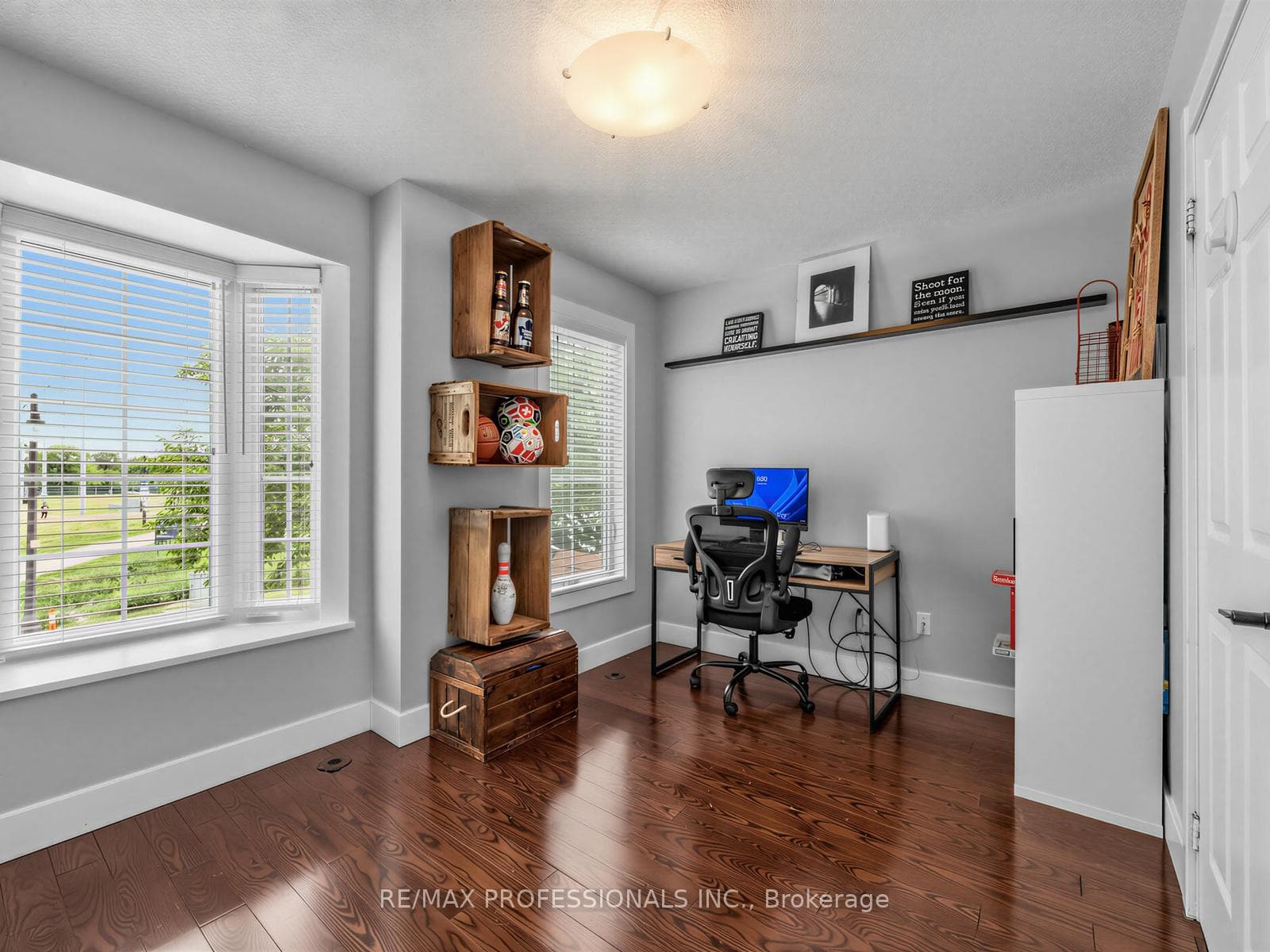 220 Manitoba Street Unit 32 photo 23