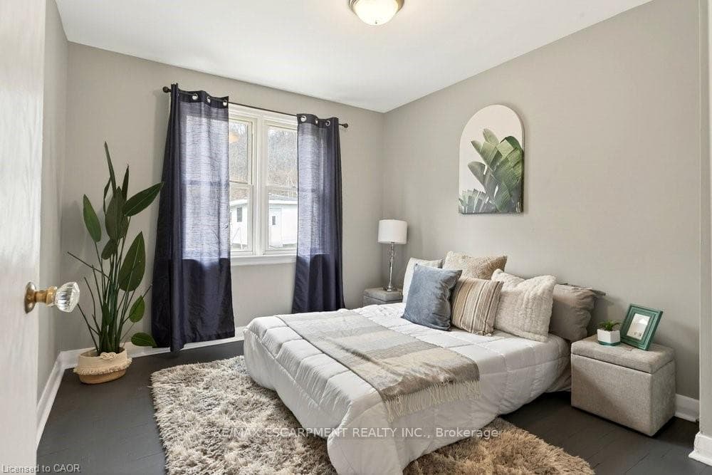 76 MARGARET Avenue photo 15
