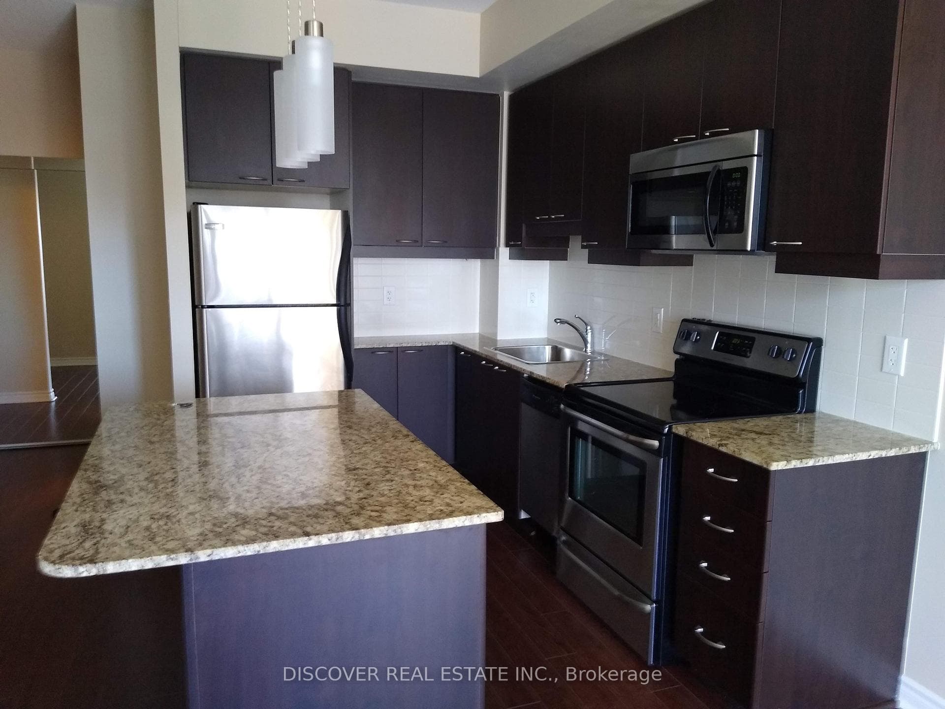 385 Prince of wales Drive Unit 1907 photo 13