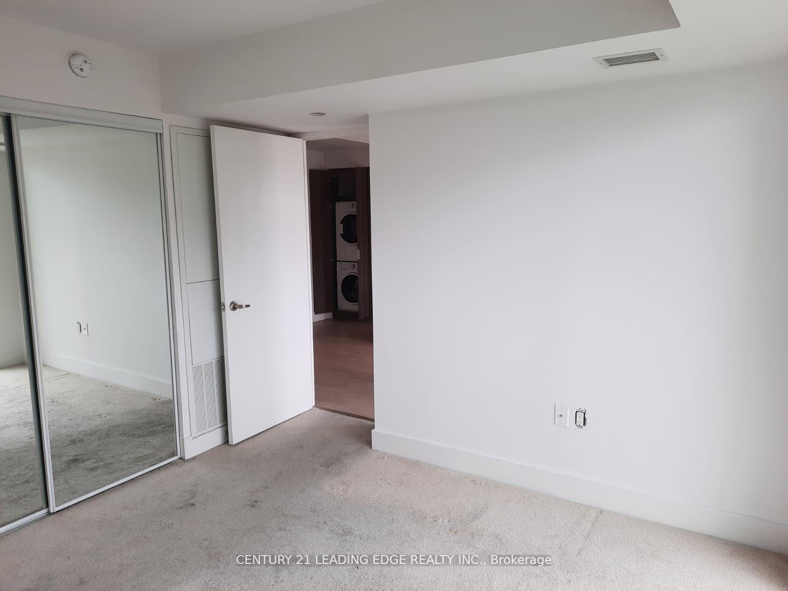 955 Bay Street Unit 2209 photo 13