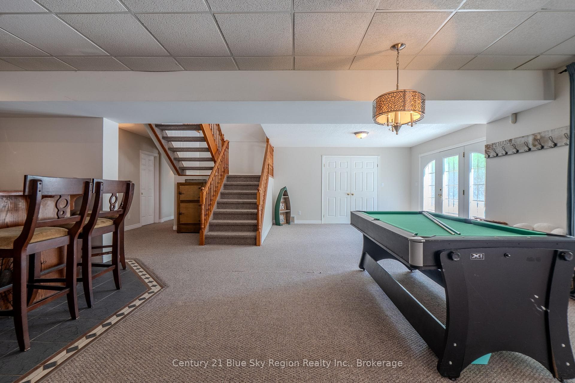77 Janey Avenue photo 40