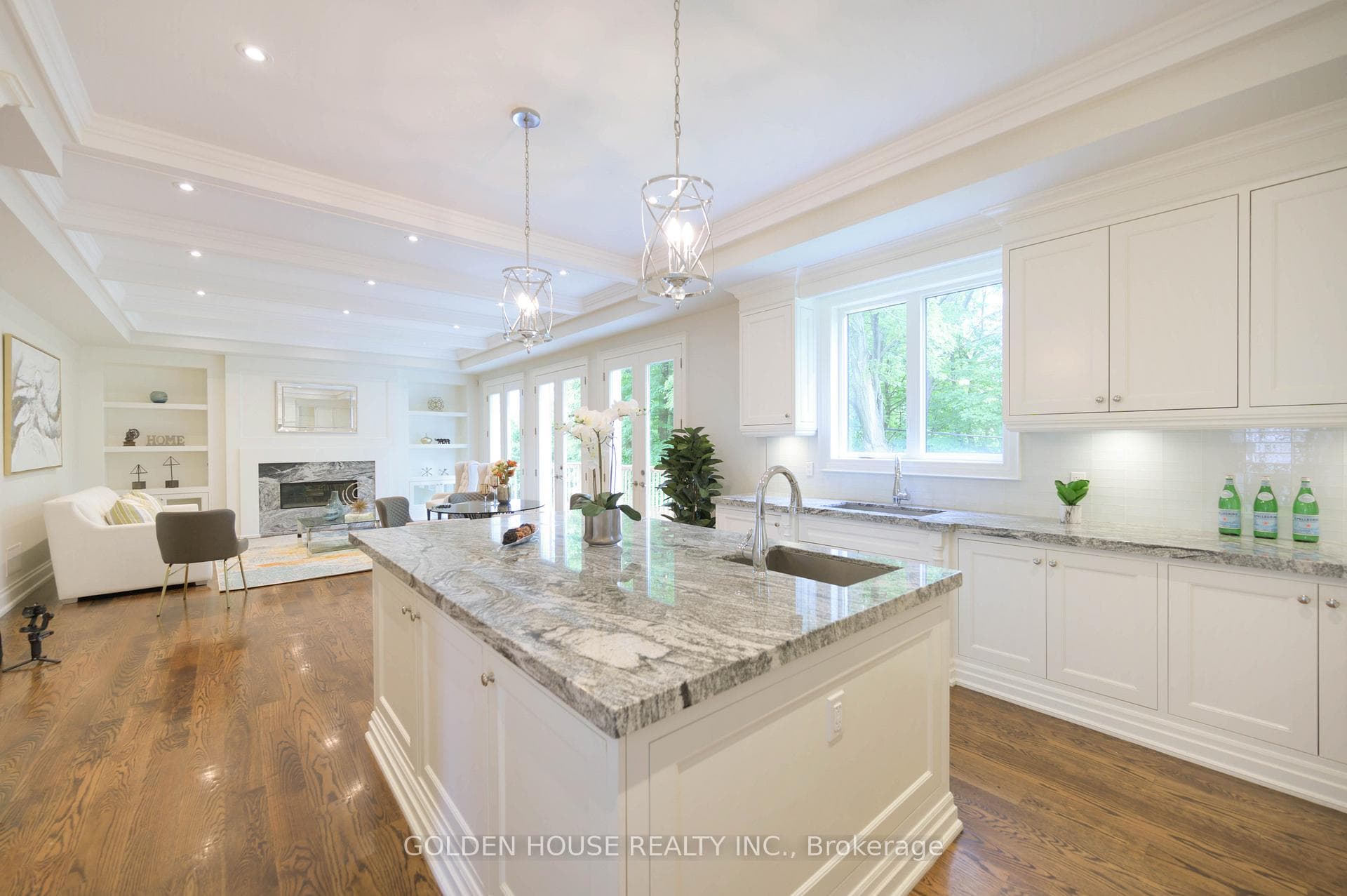10 Brucedale Crescent photo 17