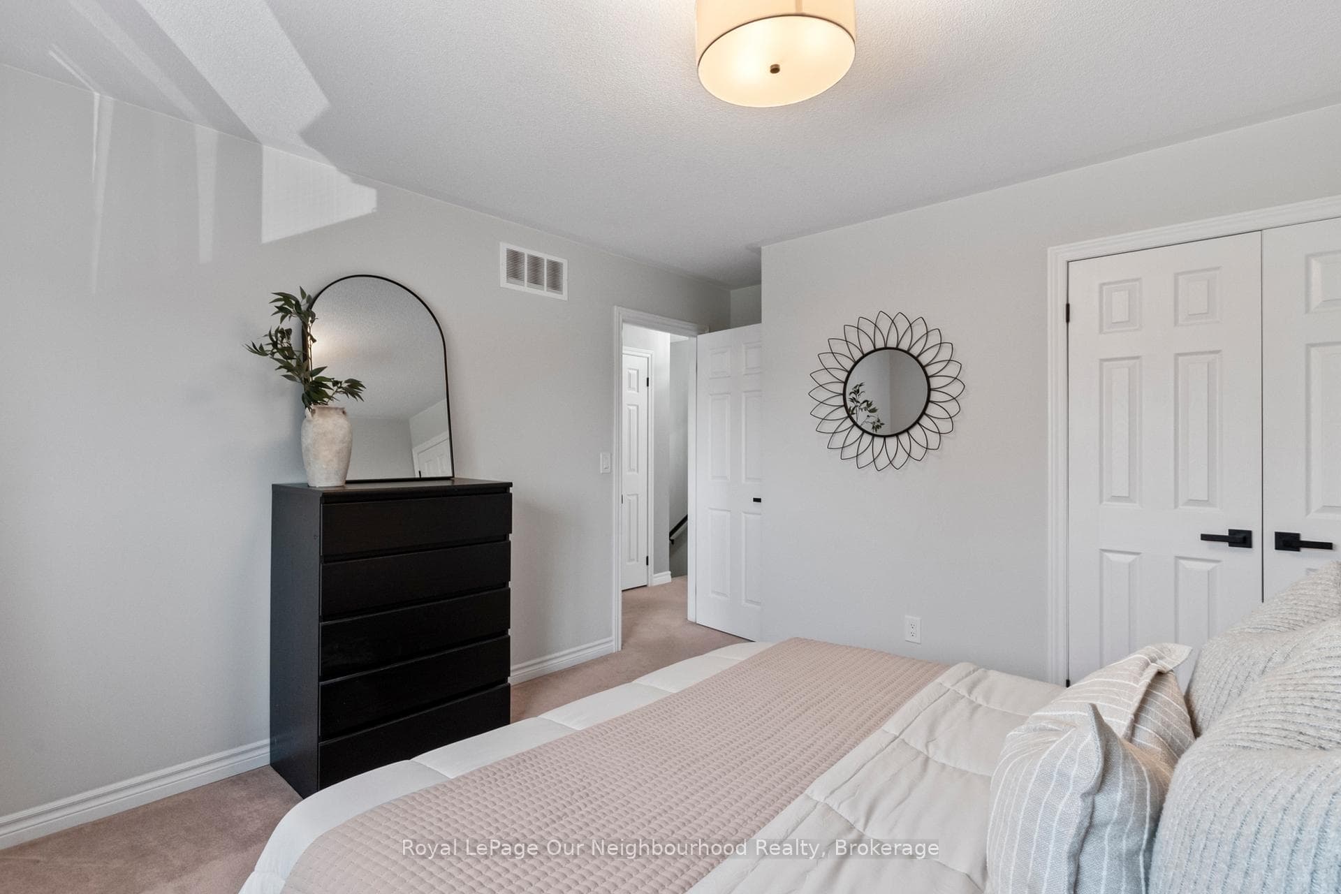 78 Jarvis Drive photo 29