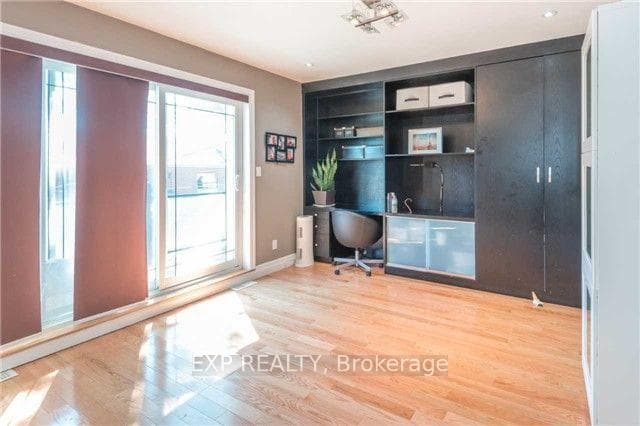 174 Bellwoods Avenue photo 11