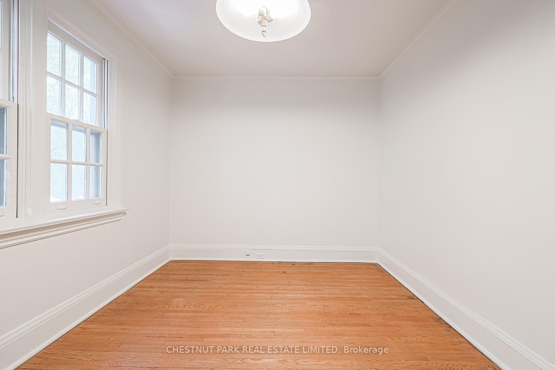 222 Lonsmount Drive photo 34