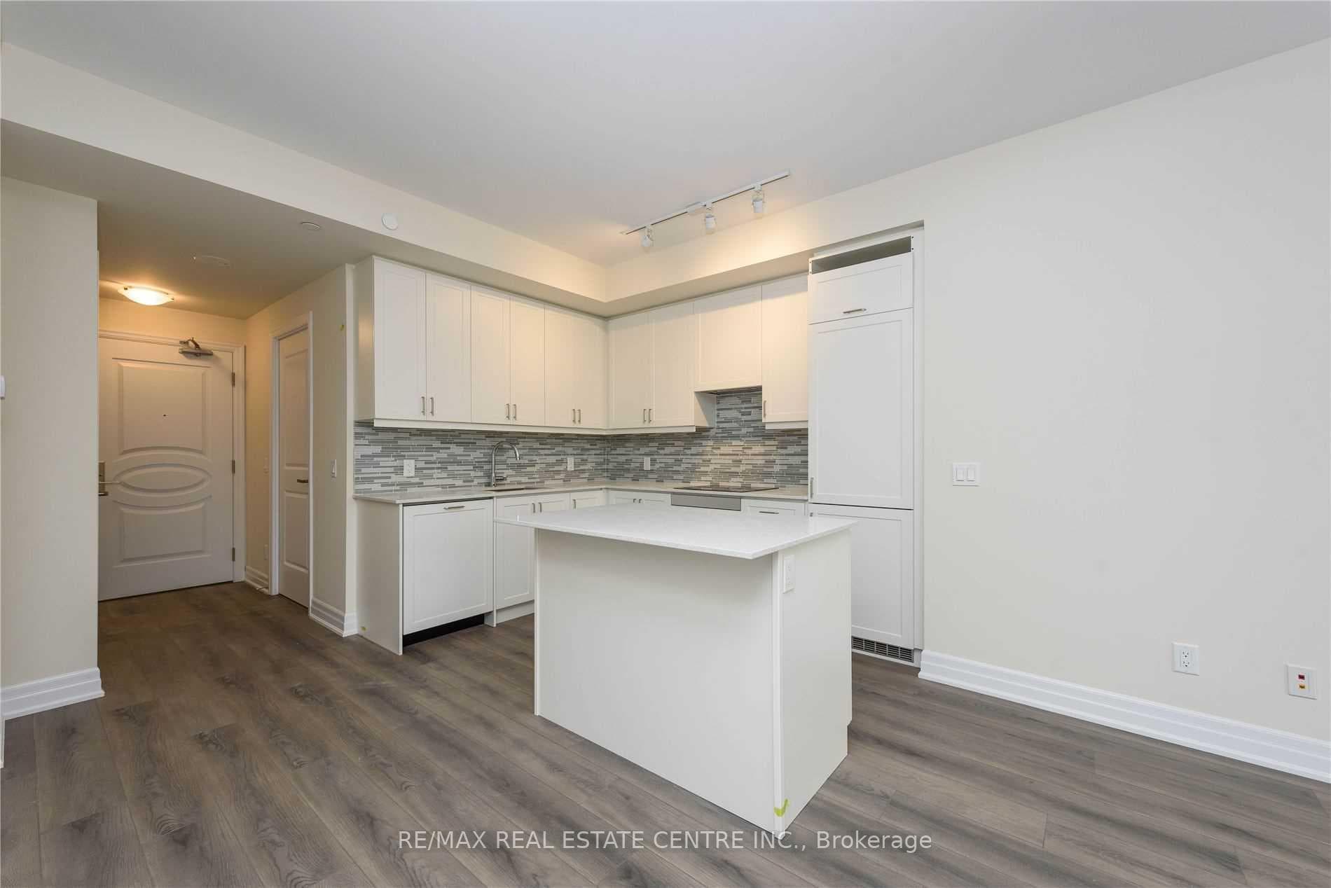 9075 Jane Street Unit 1610 photo 14