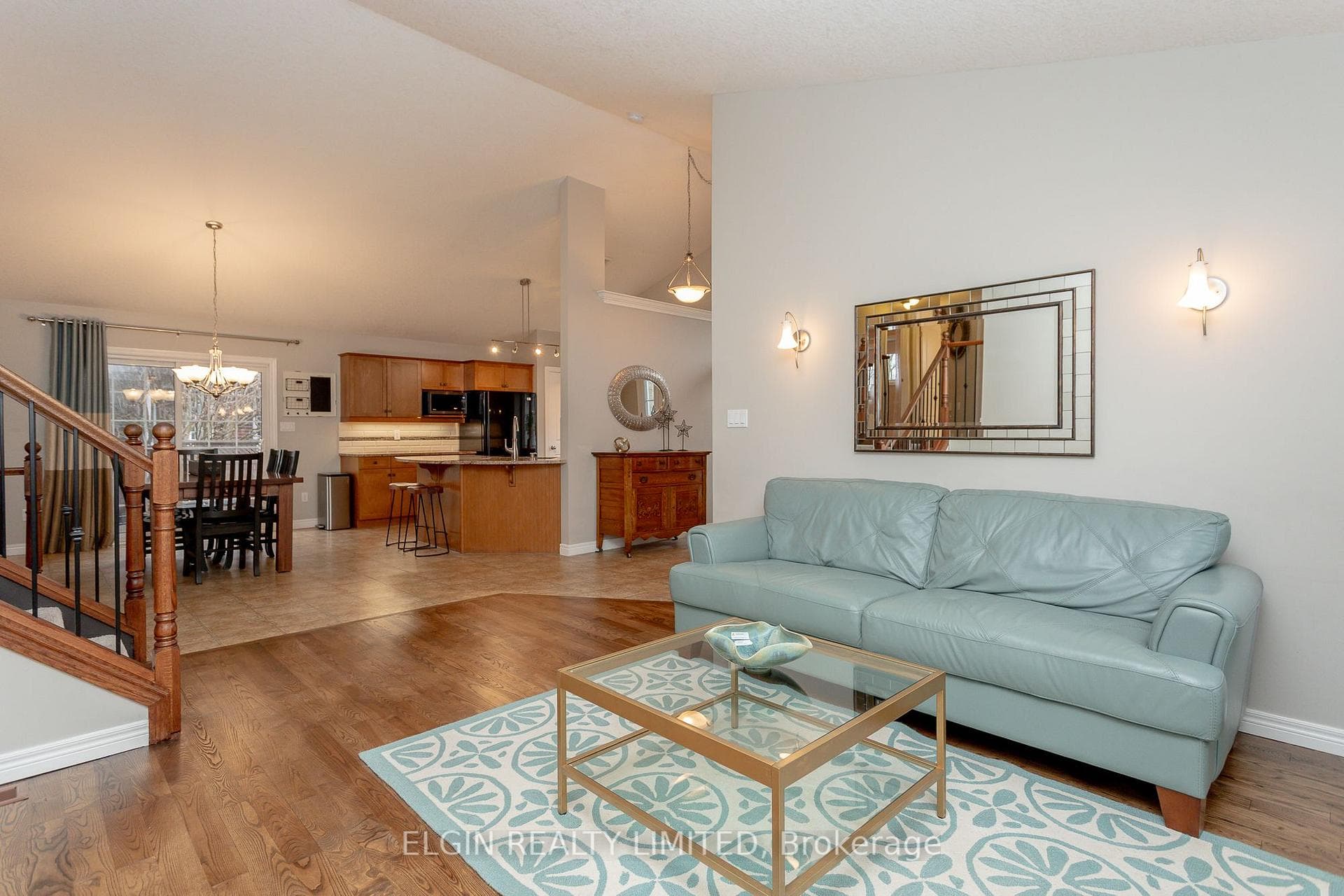 7 KOPIC Court photo 11