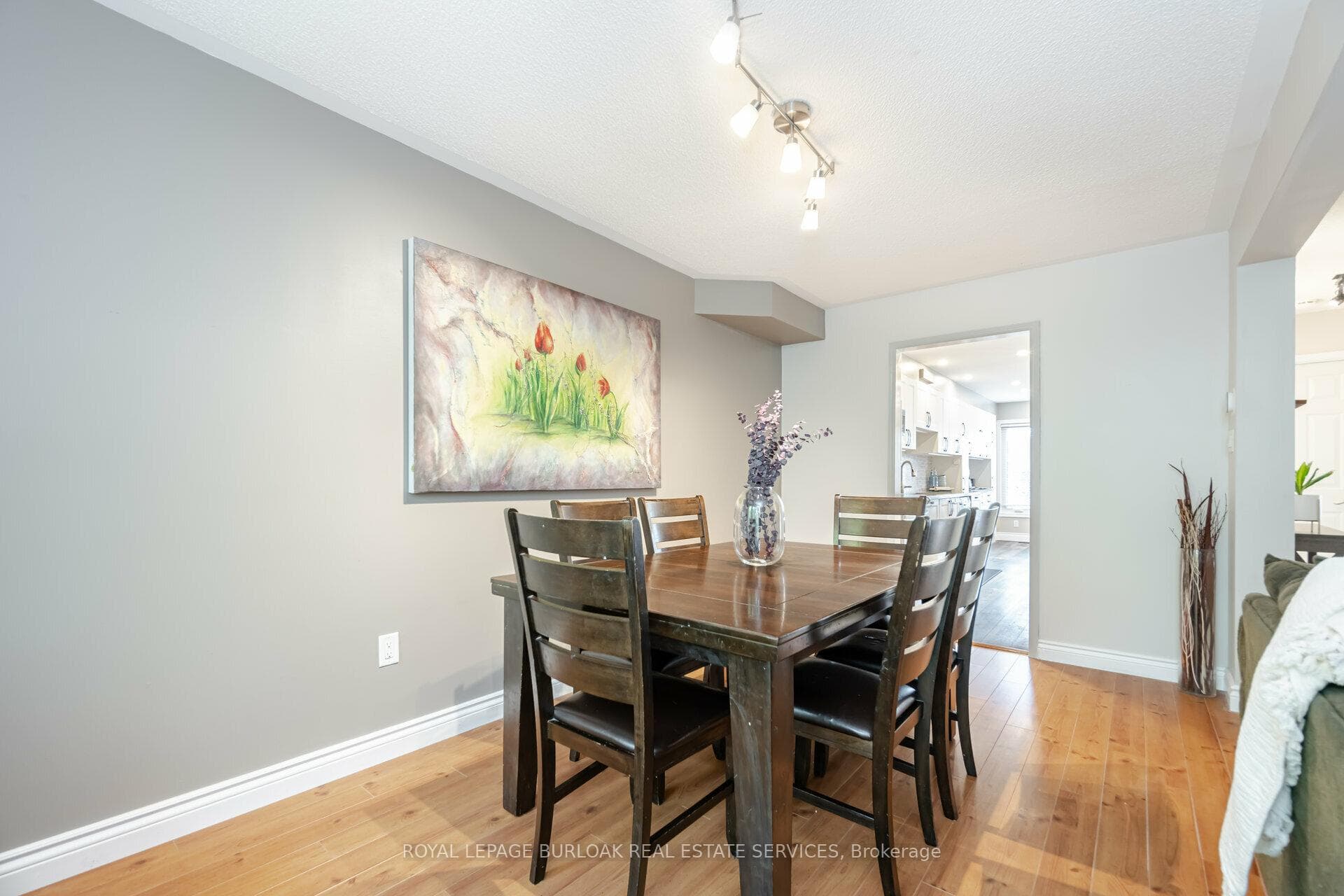 1138 Leewood Drive photo 9