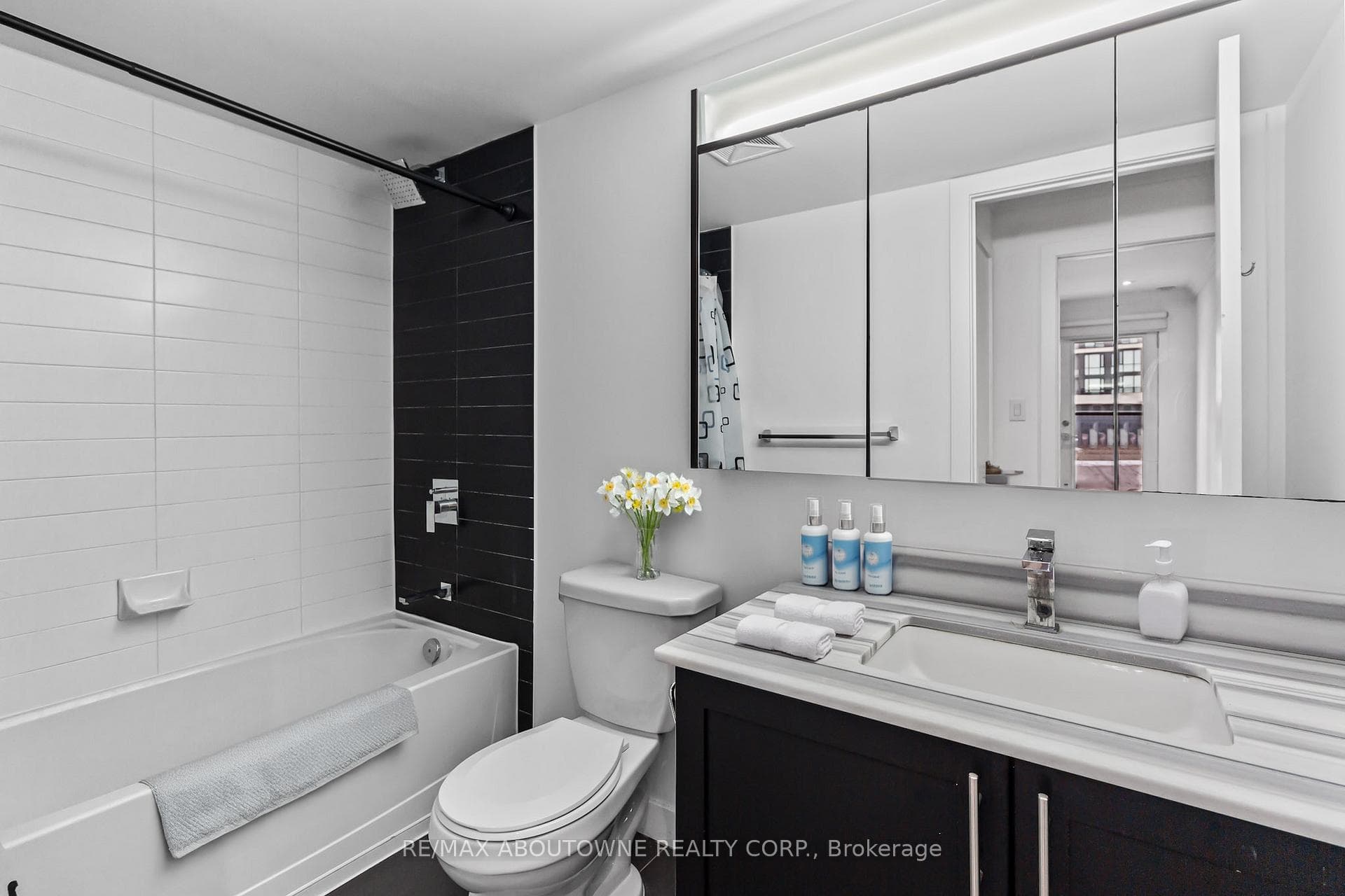 4030 Parkside Village Drive Unit 4 photo 12