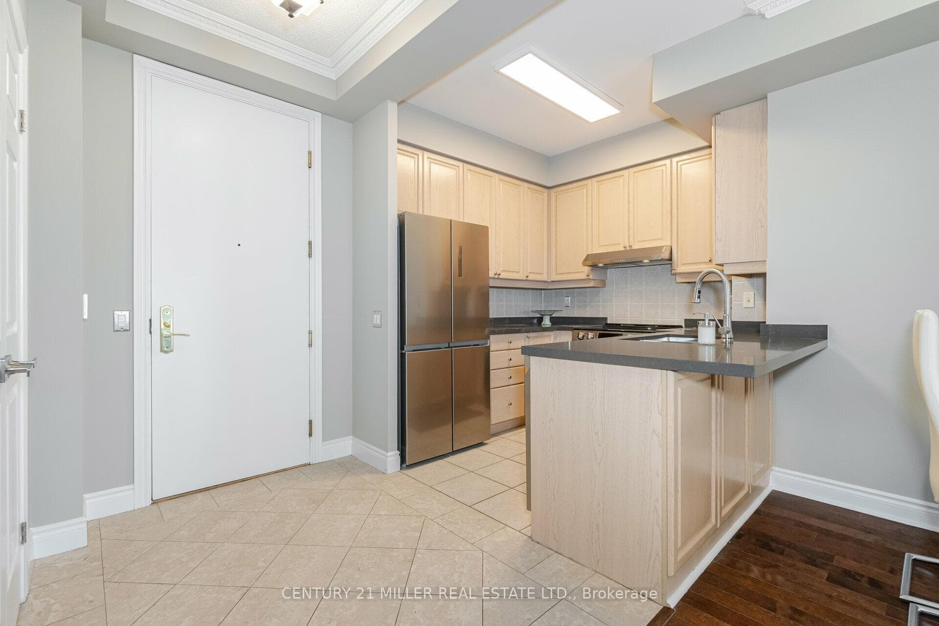 25 Kingsbridge Garden Circle Unit 3013 photo 7