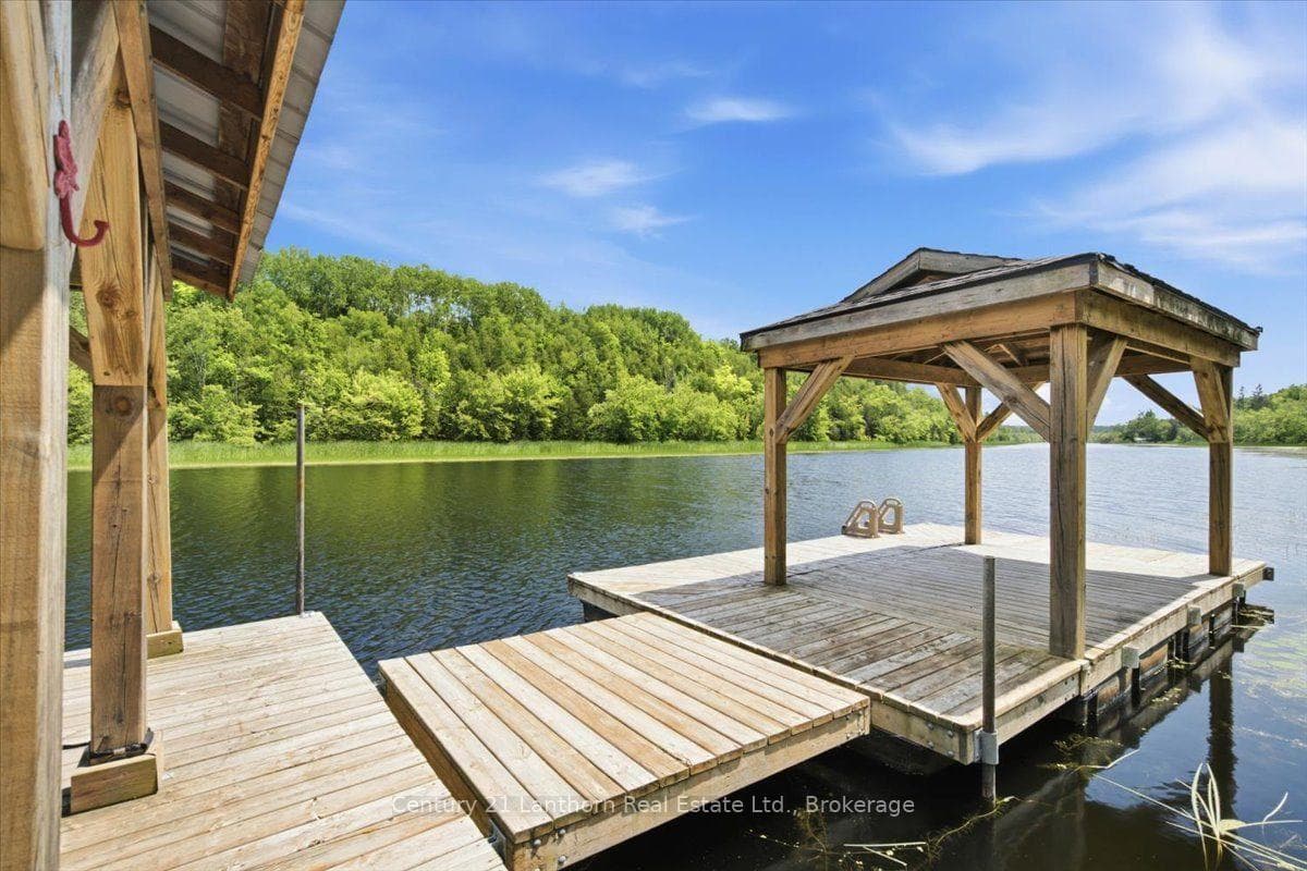 673 Lahey Road photo 4