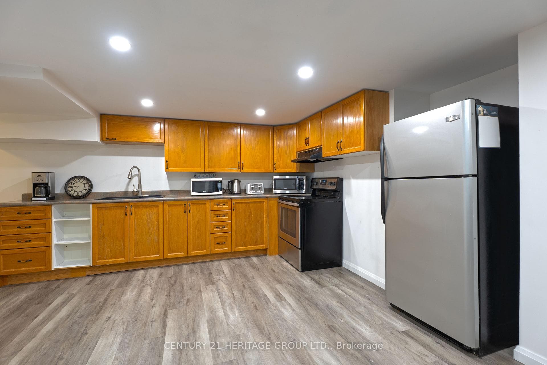 66 Fern Valley Crescent Unit BMST photo 1