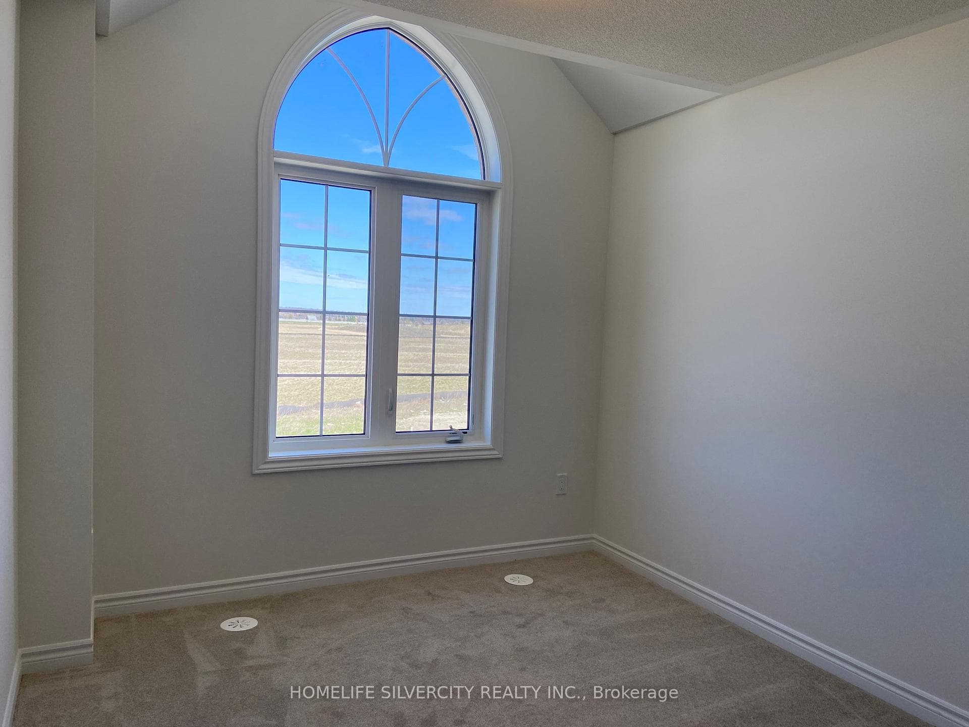 12176 Mclaughlin Road Unit # Upper photo 7