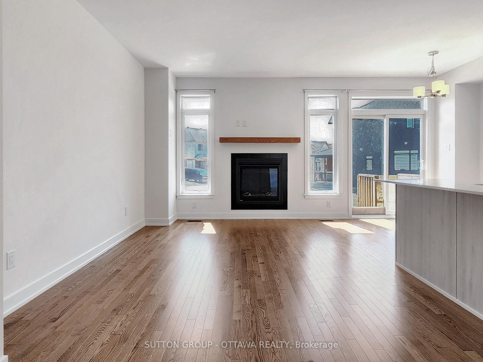 Gas fireplace