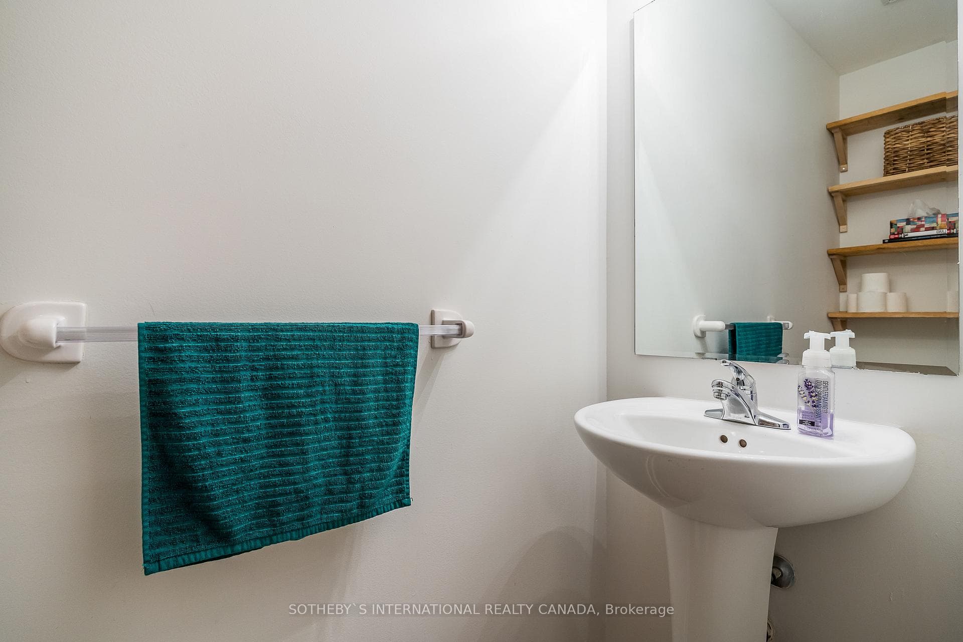 3062 Dewridge Avenue photo 19