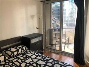 85 Bloor Street Unit 914 photo 15
