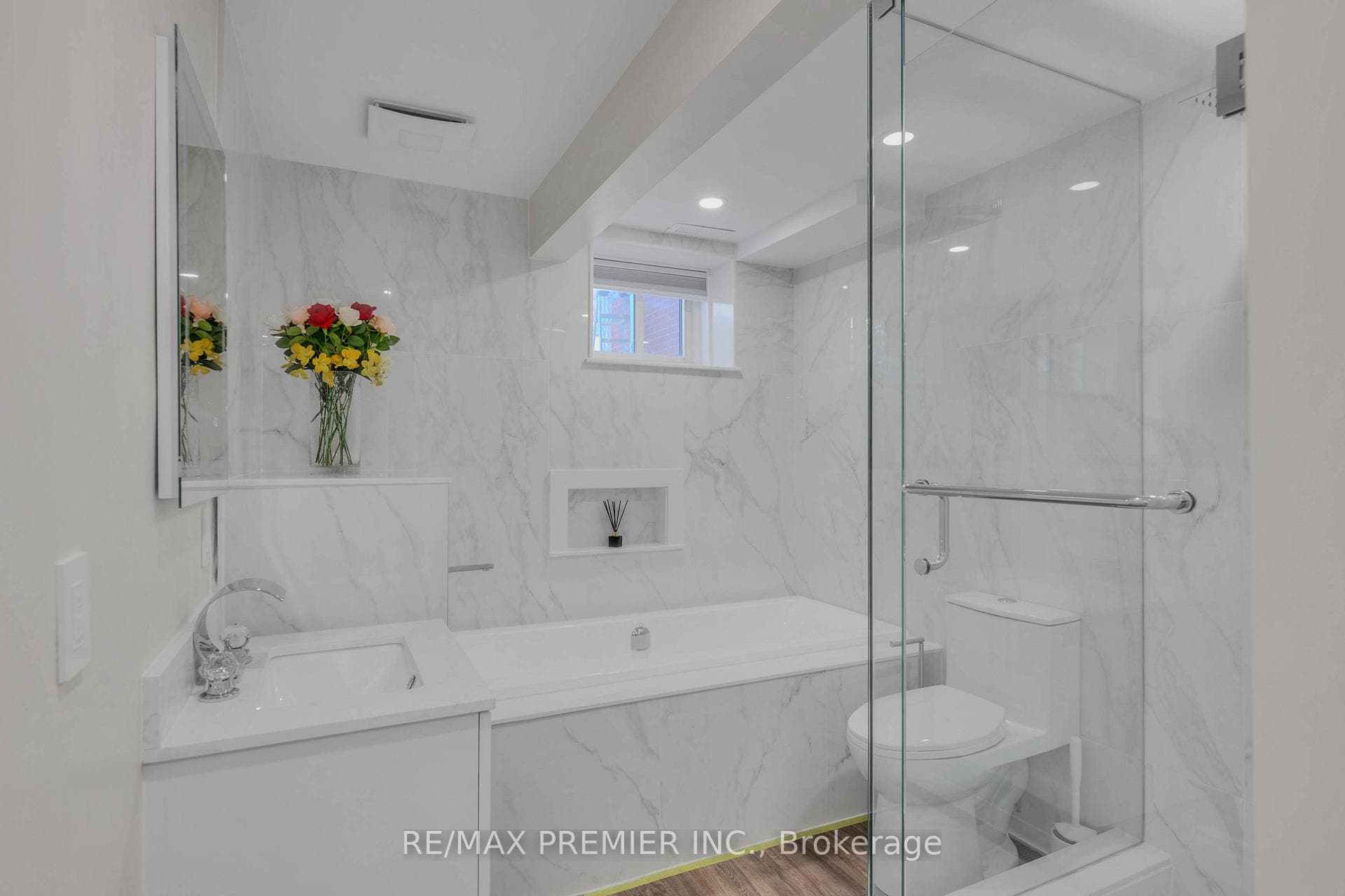 62 Keegan Crescent photo 26