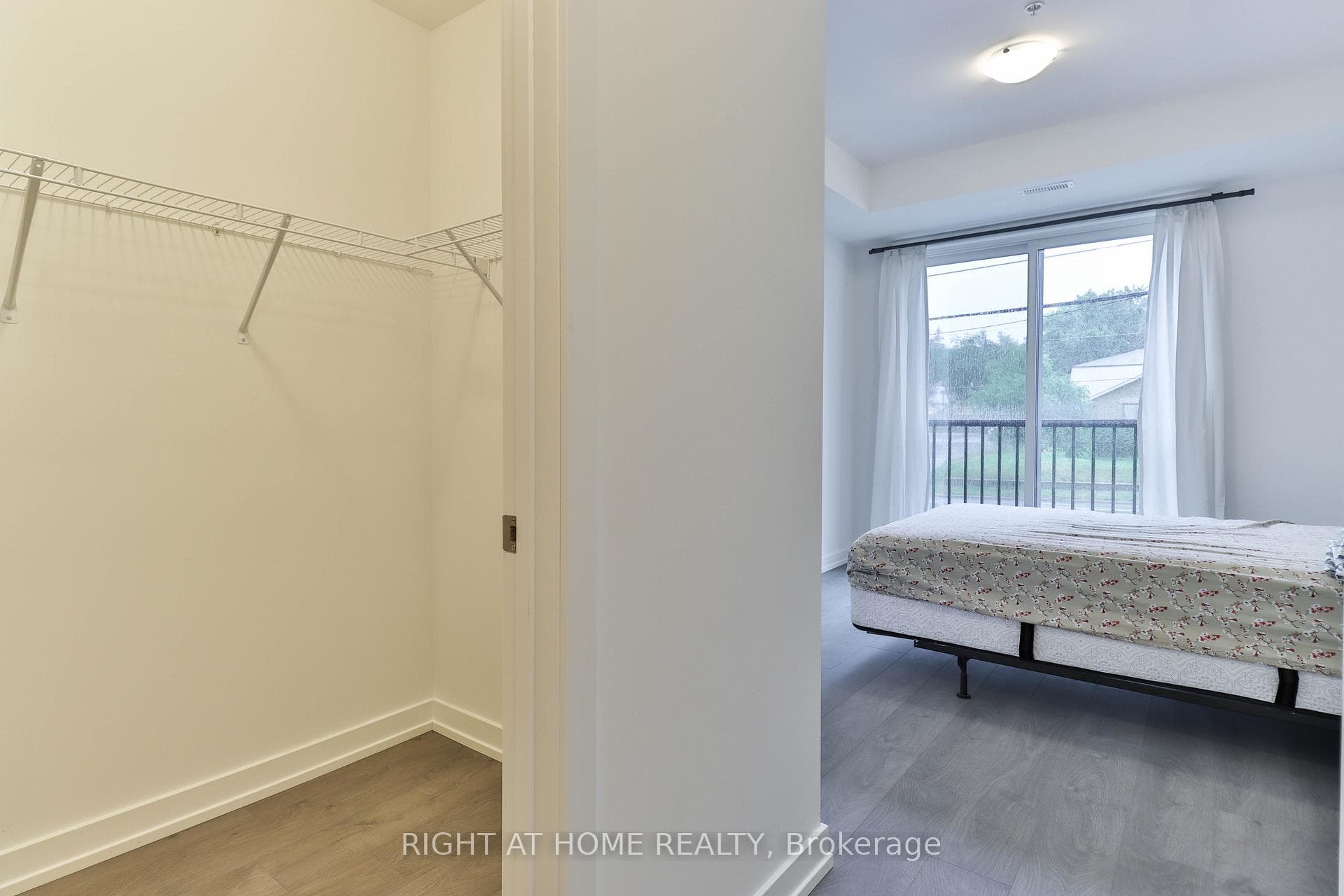 1682 Victoria Park Avenue Unit B222 photo 15