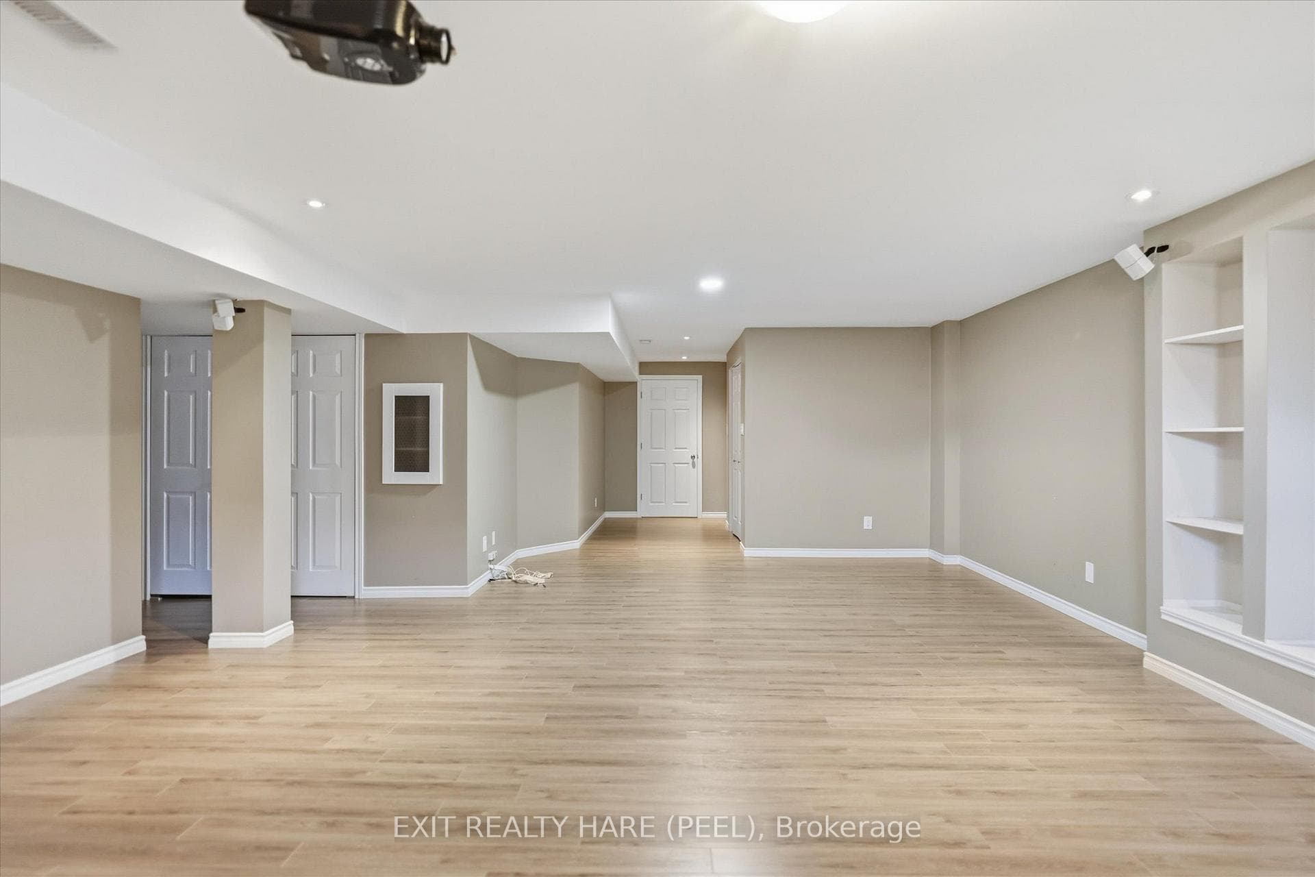 174 Irwin Avenue photo 38