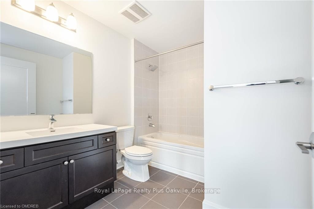 3028 CREEKSHORE N/A Unit 314 photo 28