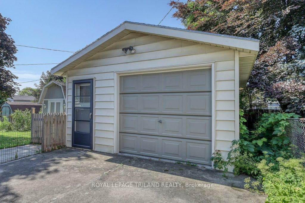 10 Erinlea Drive photo 10