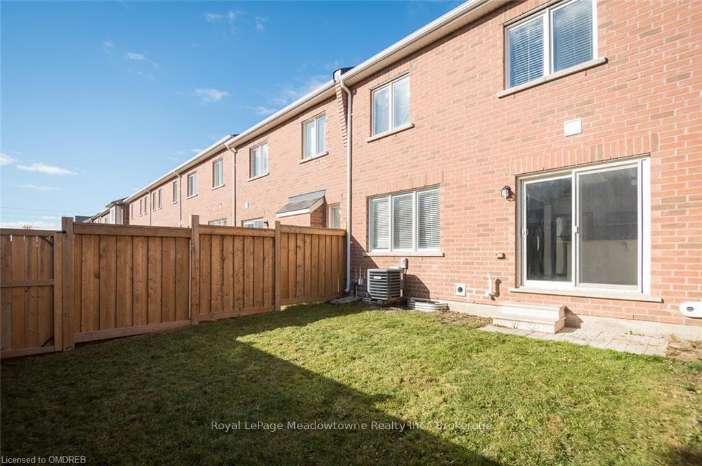 57 HATT Court photo 20