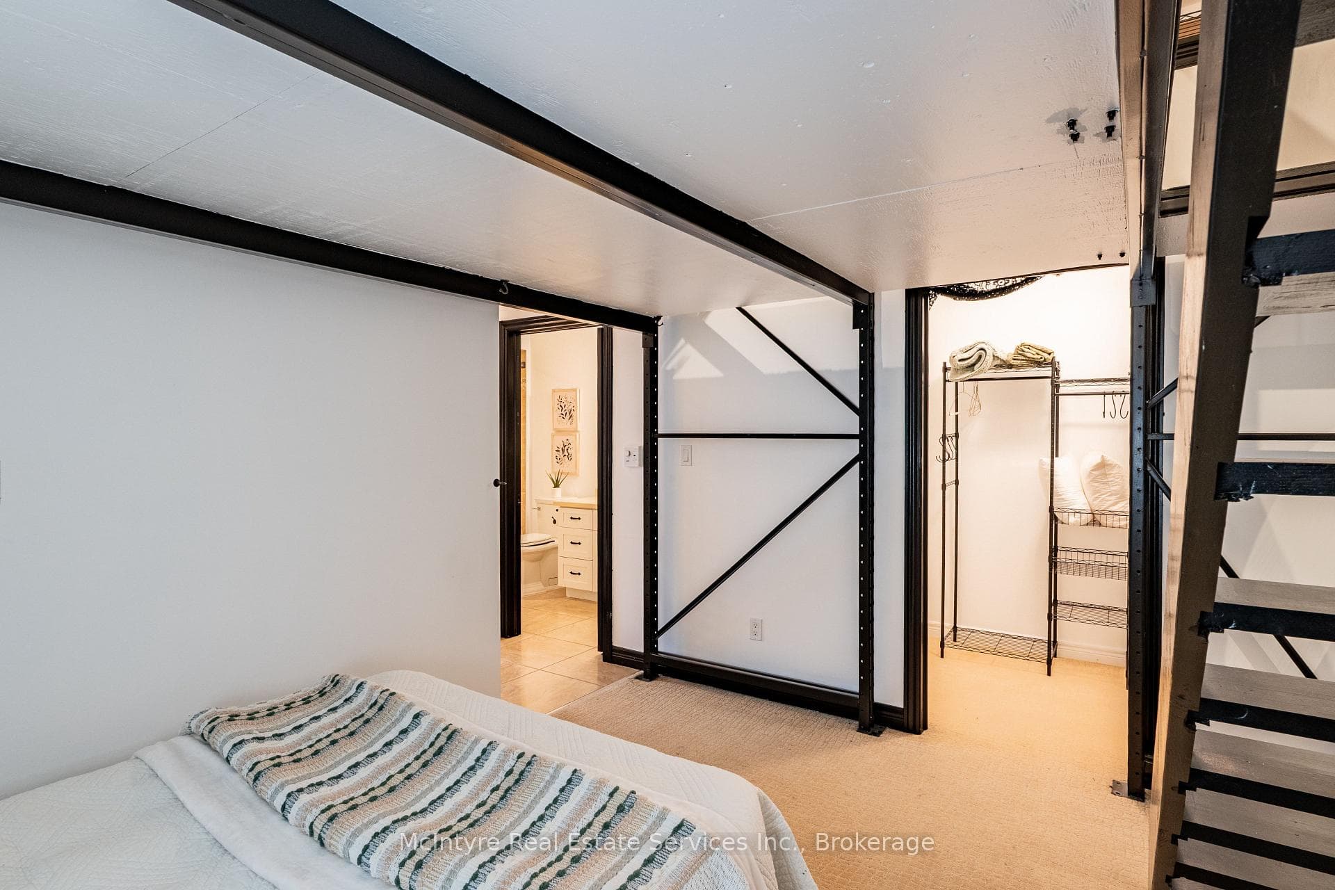 76B Cardigan Street Unit n/a photo 17