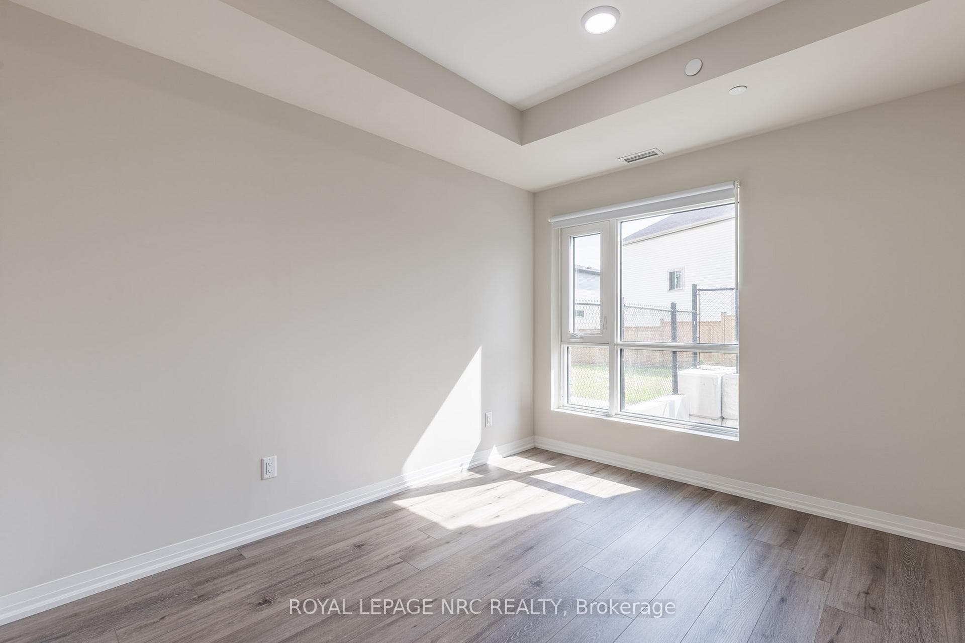 50 Herrick Avenue Unit 123 photo 18