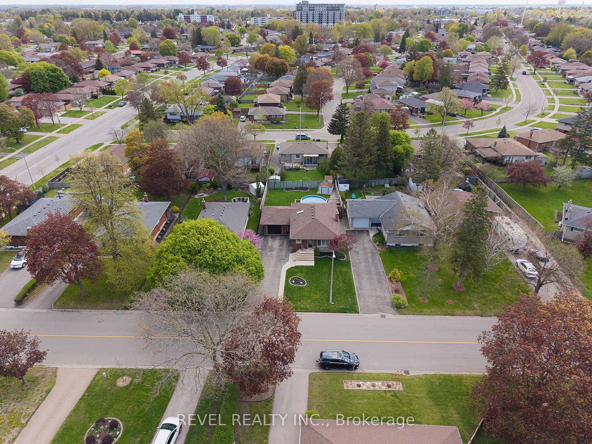 59 Wiltshire Drive photo 32