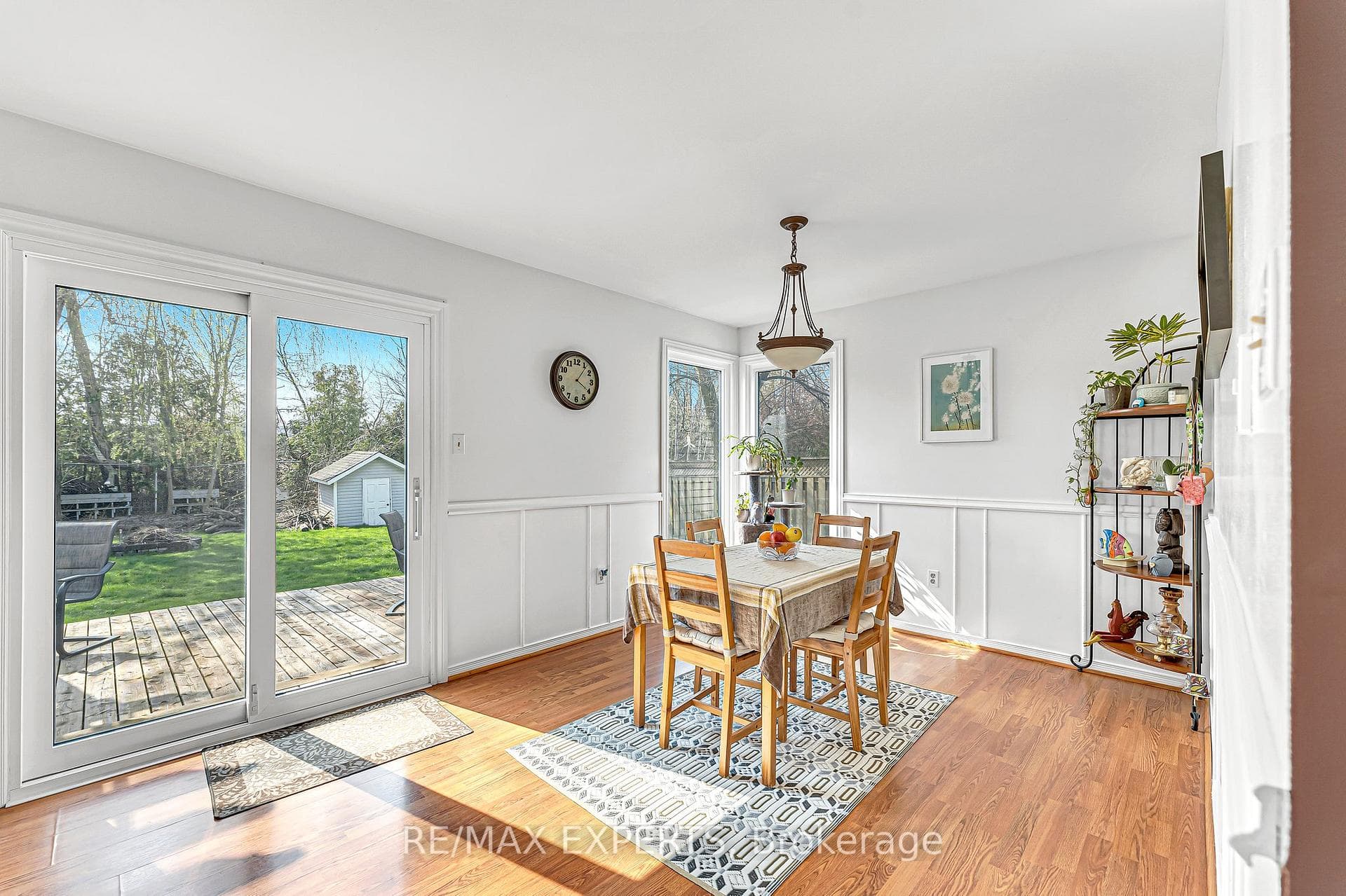 1894 Applewood Avenue photo 15