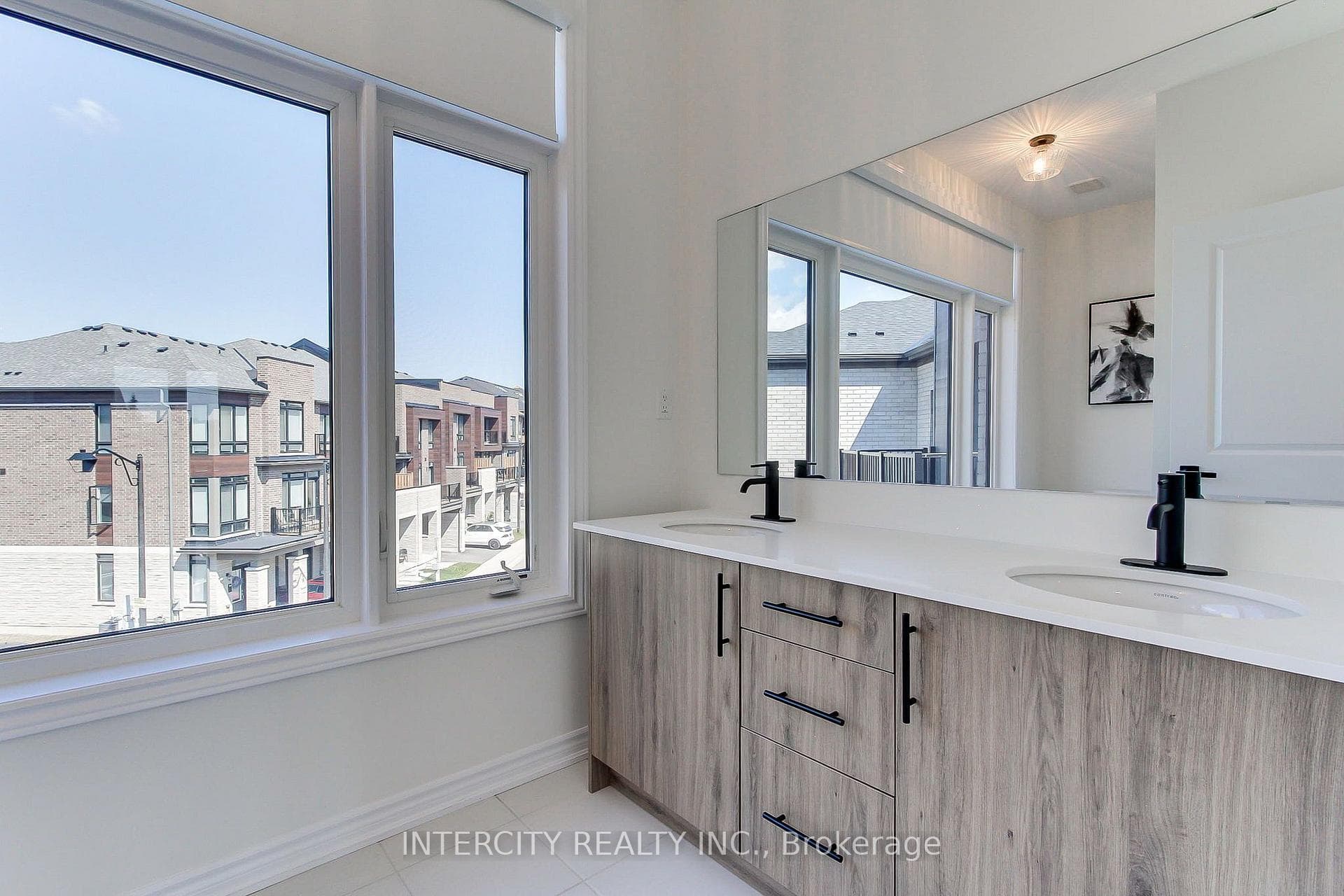 Upper Floor Bathroom