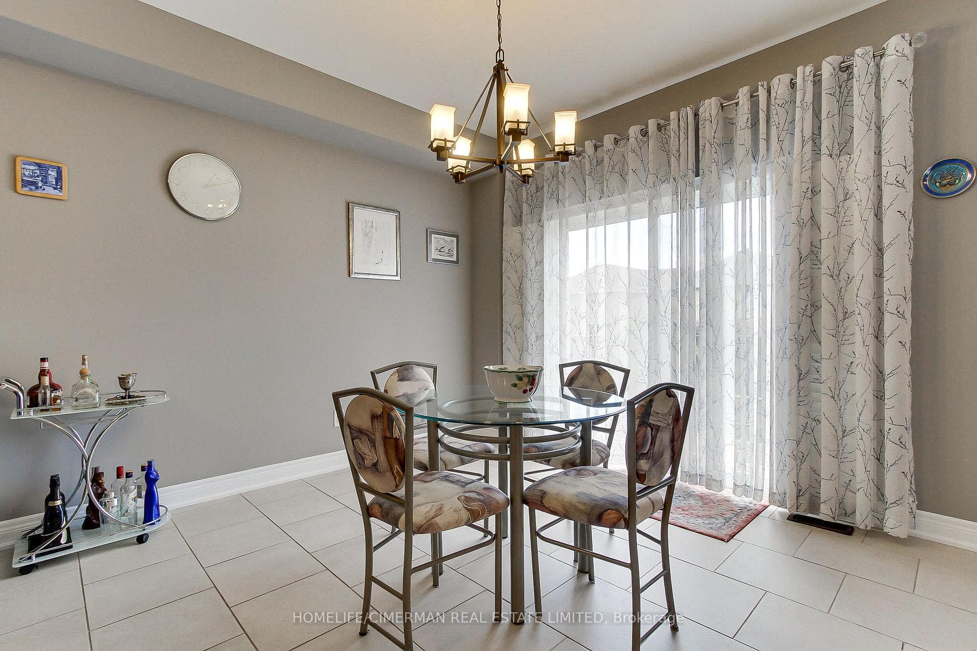 88 Chelsea Crescent photo 14