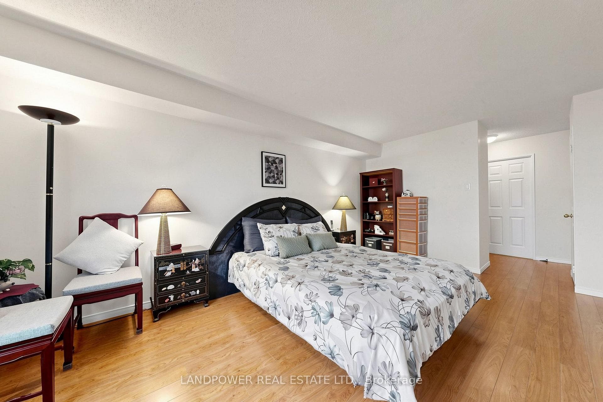 7825 Bayview Avenue Unit 1106 photo 21