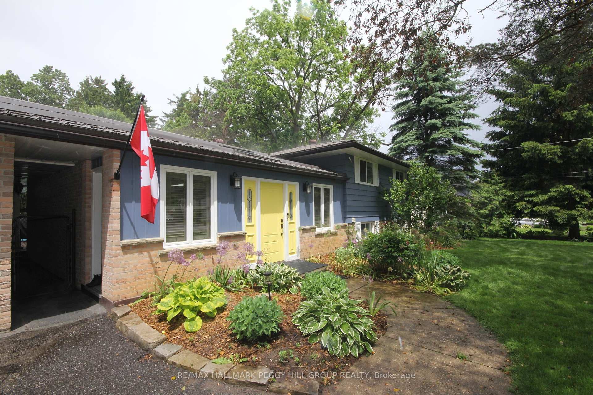 210 Jean Street photo 3