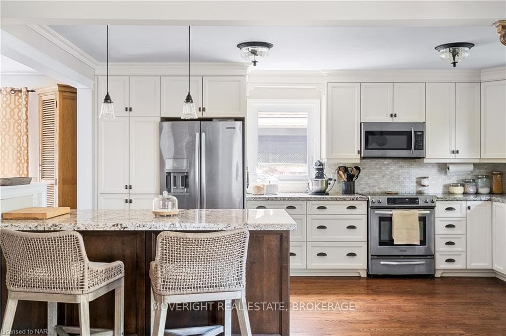 58 HUNTINGTON Lane photo 14