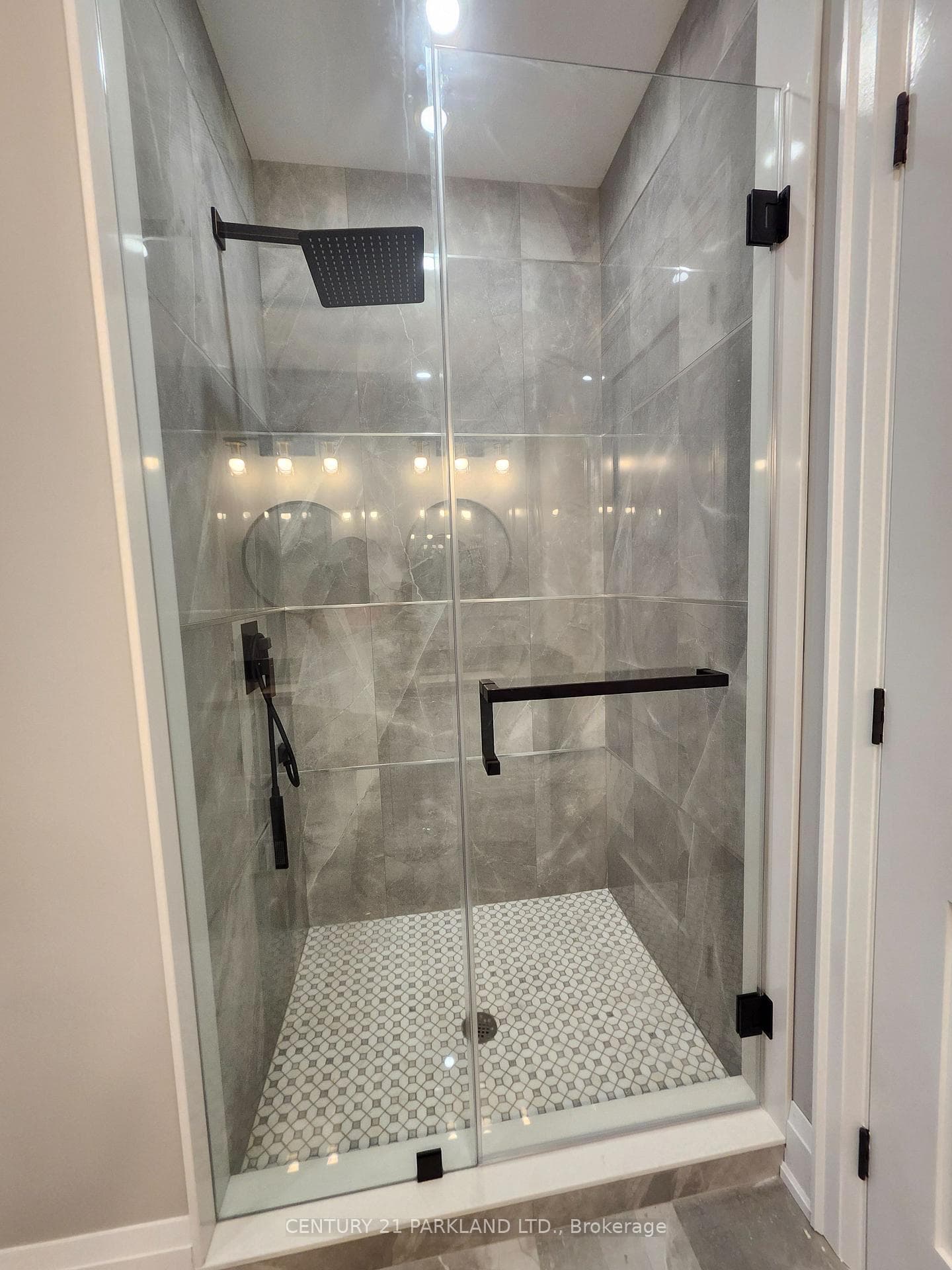Primary ensuite