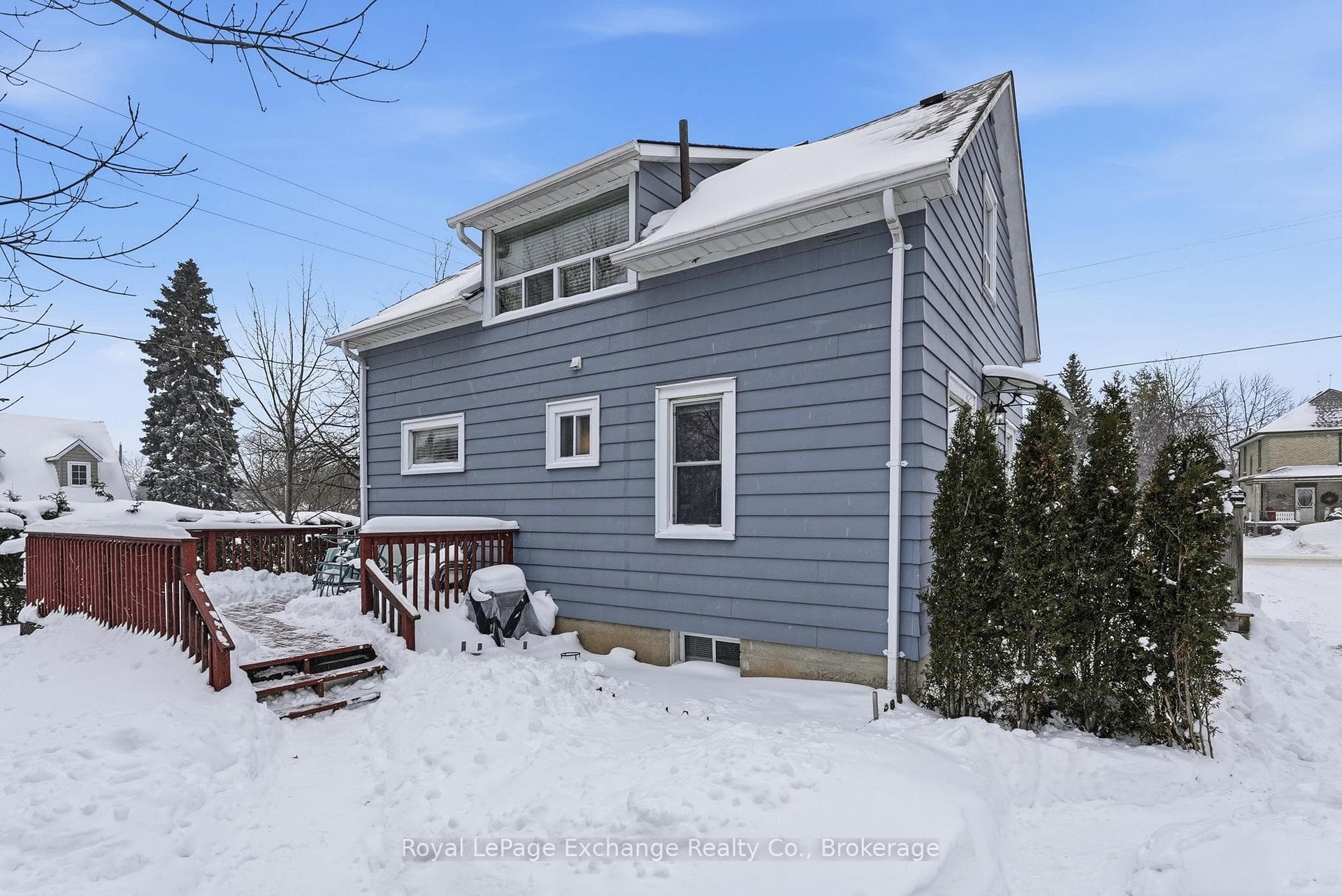 967 Huron Terrace photo 32