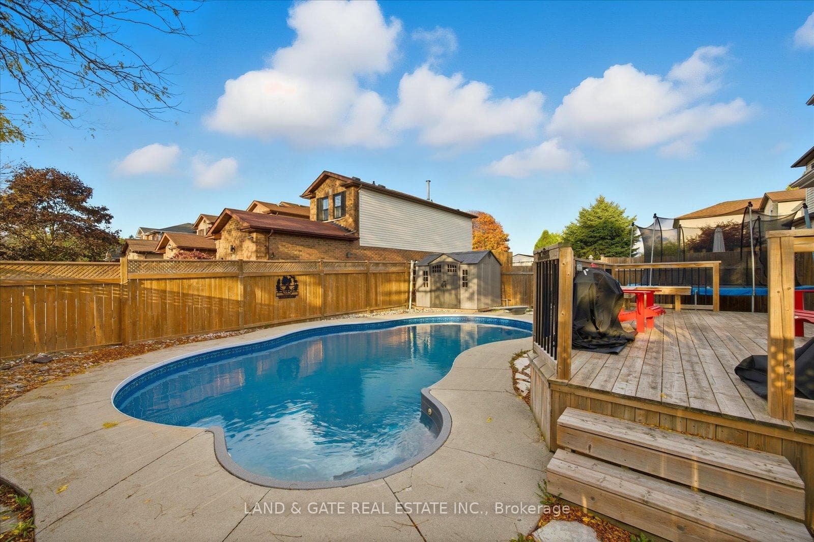 76 Moyse Drive photo 43