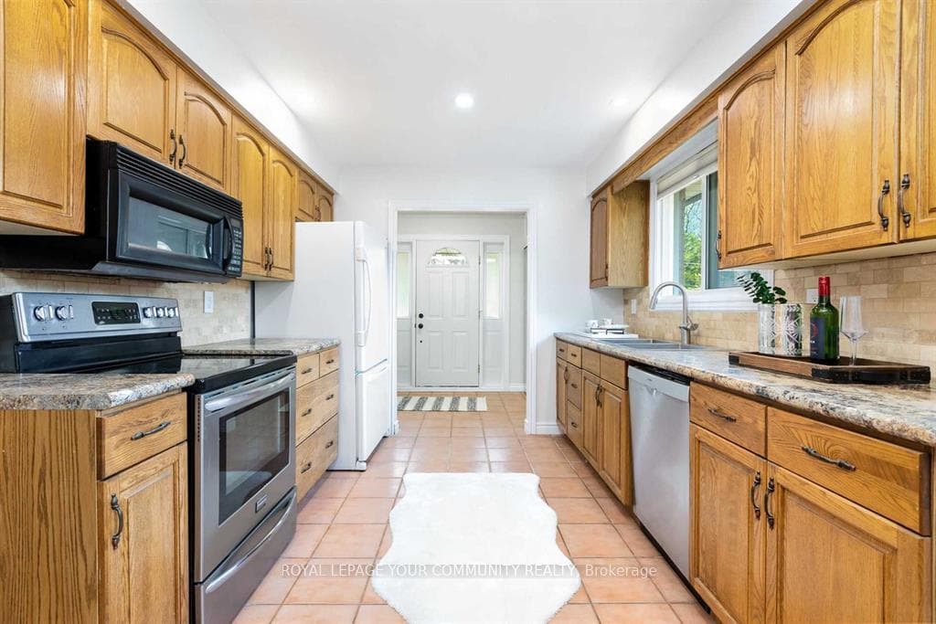 246 Anne Street Unit Main Fl photo 7