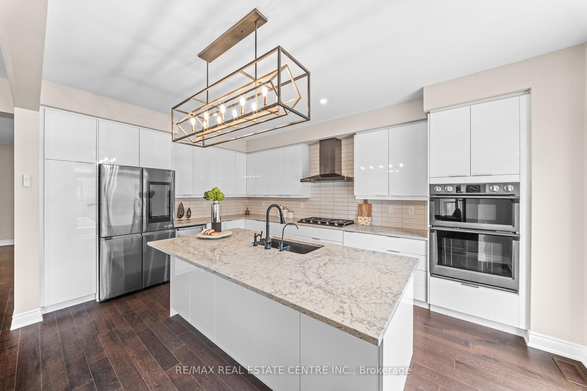 30 Merrimac Drive photo 15